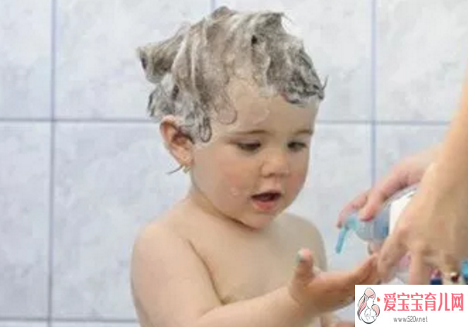 头发多久洗一次最科学小孩冬天多久洗一次头最合适