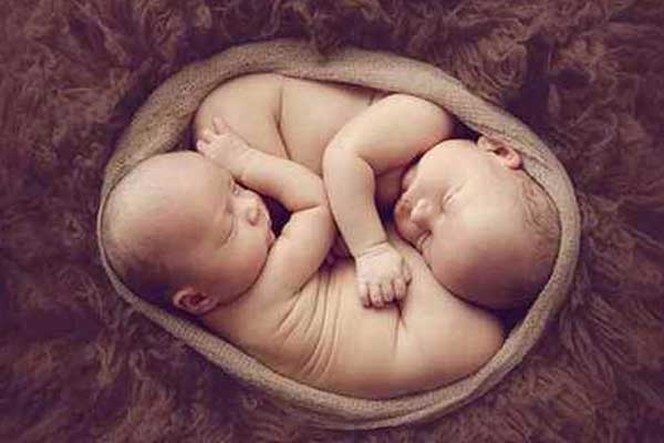 泰国试管婴儿怀龙凤胎有哪些注意事项？双胎龙凤胎秘密！